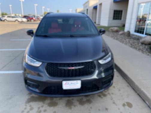2021 Chrysler Pacifica Limited