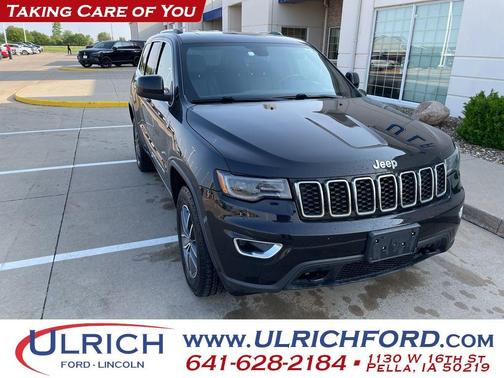 2020 Jeep Grand Cherokee Laredo