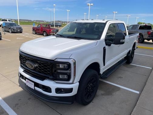 2025 Ford F-350 XLT