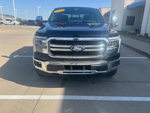 Agate Black Metallic 2025 Ford F-150 Lariat