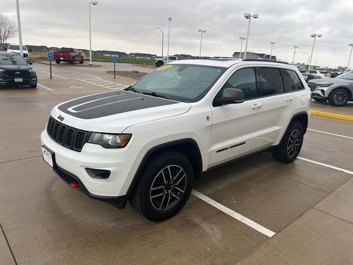 2019 Jeep Grand Cherokee Trailhawk