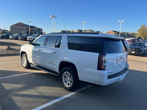 2019 GMC Yukon XL SLE