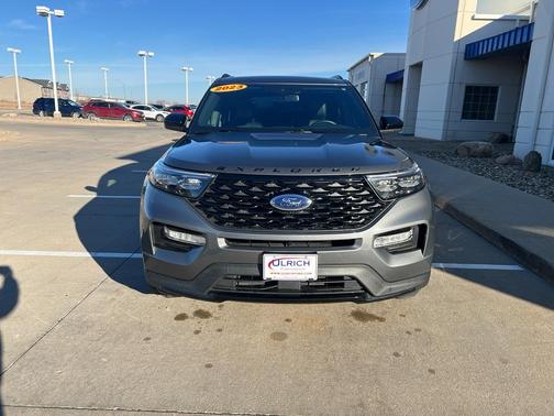 2023 Ford Explorer ST-Line