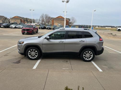 2019 Jeep Cherokee Latitude
