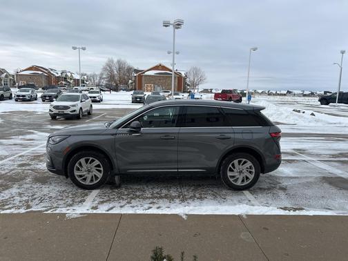 2024 Lincoln Corsair Premiere