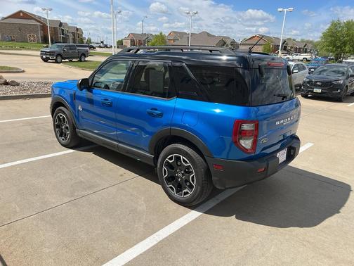 Velocity Blue Metallic 2025 Ford Bronco Sport Outer Banks