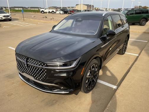 2024 Lincoln Nautilus Reserve