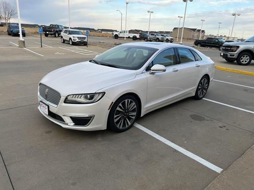 2017 Lincoln MKZ Reserve