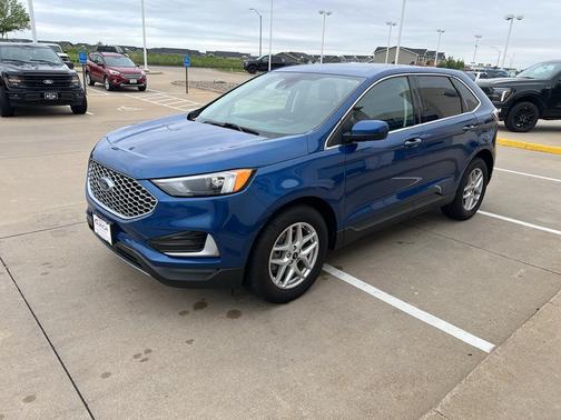 Atlas Blue Metallic 2024 Ford Edge SEL