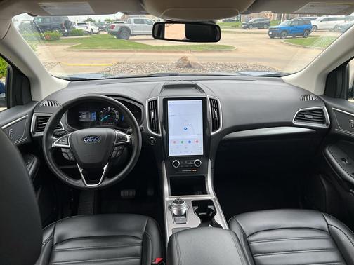 Atlas Blue Metallic 2024 Ford Edge SEL