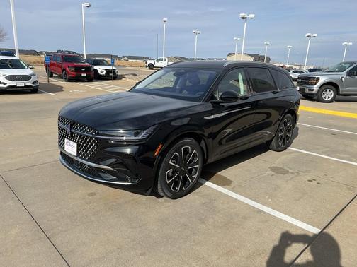 2026 Lincoln Nautilus Reserve