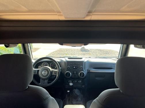 2017 Jeep Wrangler Sport