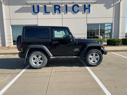 2017 Jeep Wrangler Sport