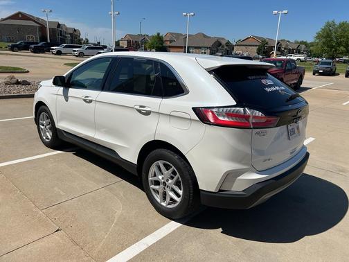 Star White 2024 Ford Edge SEL