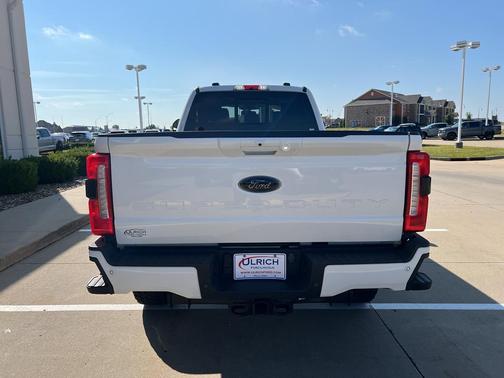 2023 Ford F-350 Lariat Super Duty