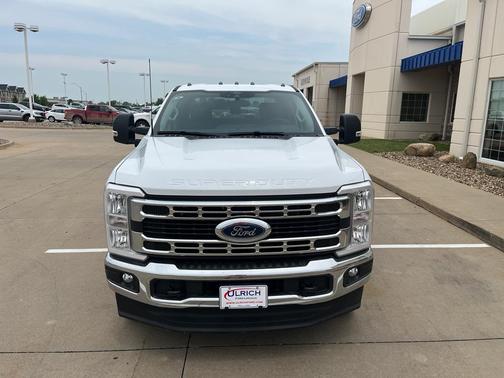 2025 Ford F-350 XLT