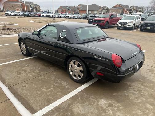 2002 Ford Thunderbird Deluxe