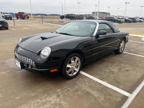 2002 Ford Thunderbird Deluxe