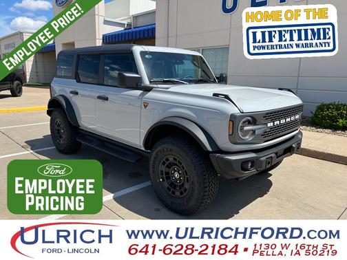 Avalanche Gray 2026 Ford Bronco Badlands