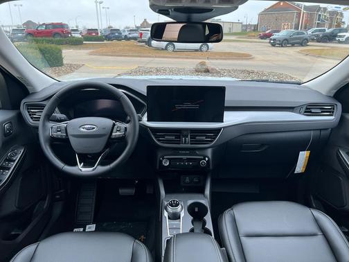 2026 Ford Escape Platinum