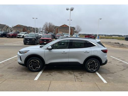 2026 Ford Escape Platinum