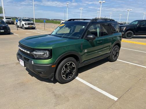 Eruption Green Metallic 2025 Ford Bronco Sport Outer Banks