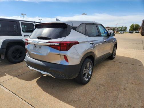 2022 Kia Seltos LX