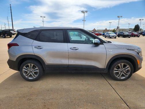 2022 Kia Seltos LX