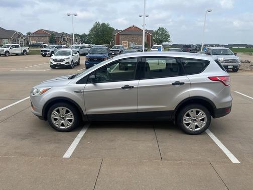 2015 Ford Escape S
