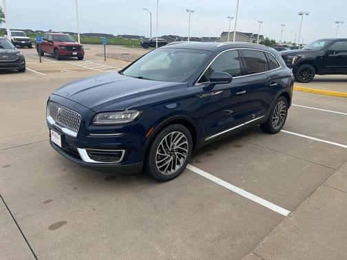 Rhapsody Blue 2020 Lincoln Nautilus Reserve