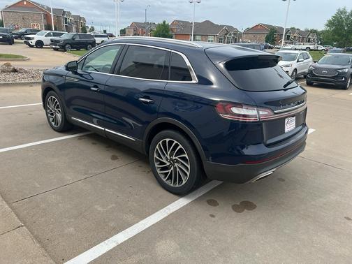 Rhapsody Blue 2020 Lincoln Nautilus Reserve