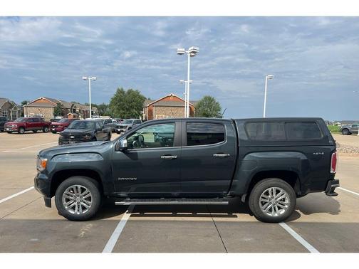 2017 GMC Canyon SLT
