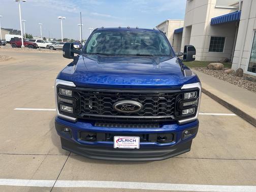 2026 Ford F-350 Lariat Super Duty