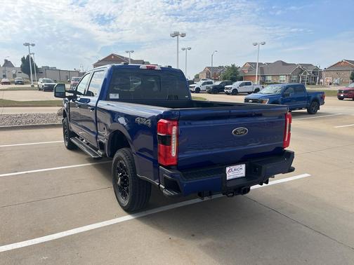 2026 Ford F-350 Lariat Super Duty