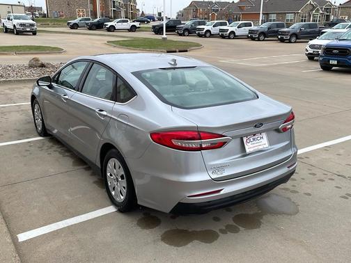 2020 Ford Fusion S
