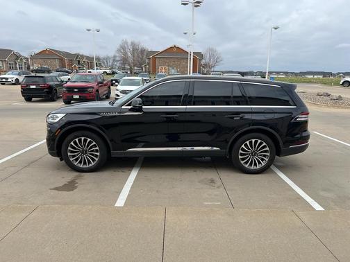 2022 Lincoln Aviator Reserve AWD