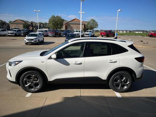 2026 Ford Escape ST-Line Select