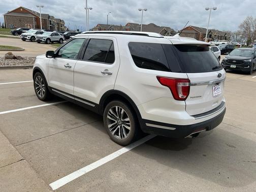 White Platinum Tri-Coat Metallic 2018 Ford Explorer Platinum