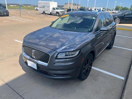 2021 Lincoln Nautilus Reserve