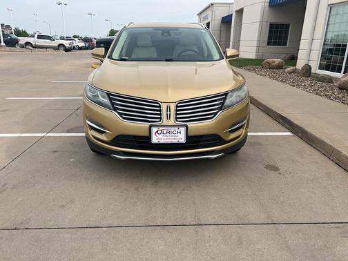 Karat Gold 2015 Lincoln MKC Base