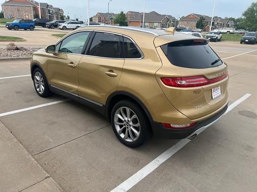 Karat Gold 2015 Lincoln MKC Base