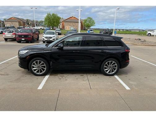 Infinite Black Metallic 2025 Lincoln Corsair Grand Touring