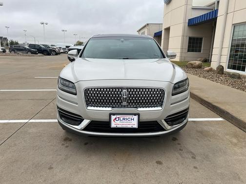 2019 Lincoln Nautilus Reserve