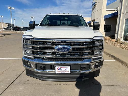 2026 Ford F-350 Lariat Super Duty