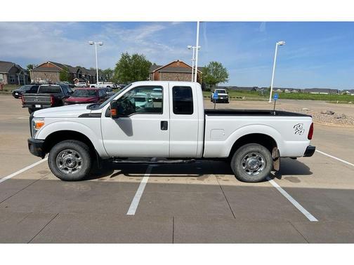 Oxford White 2016 Ford F-250 XL