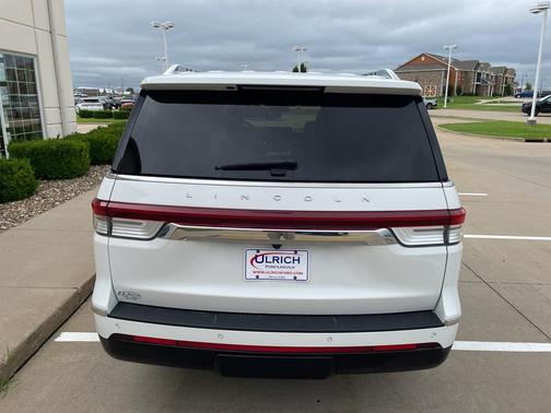 2022 Lincoln Navigator Reserve
