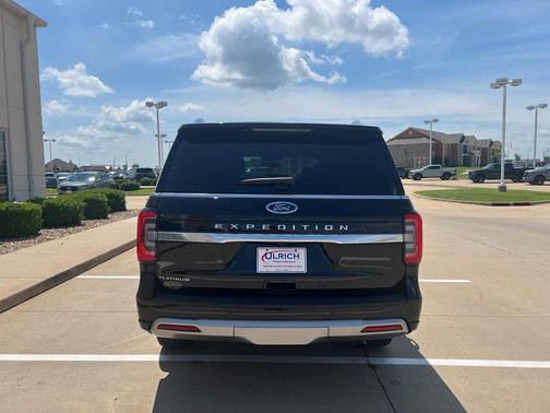 2022 Ford Expedition Platinum