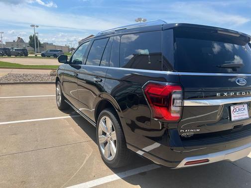 2022 Ford Expedition Platinum