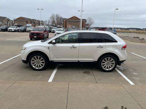 2011 Lincoln MKX Base