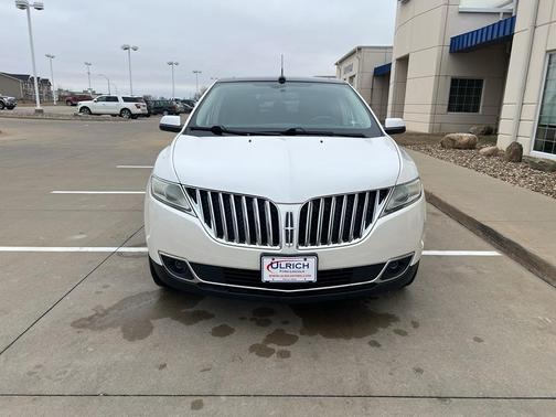 2011 Lincoln MKX Base